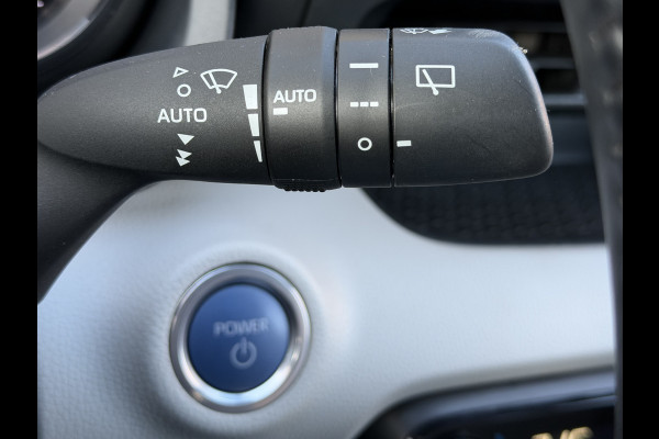 Toyota Yaris 1.5 Hybrid Executive | Creme Leer | Head-up | BSM | Rijklaar!!