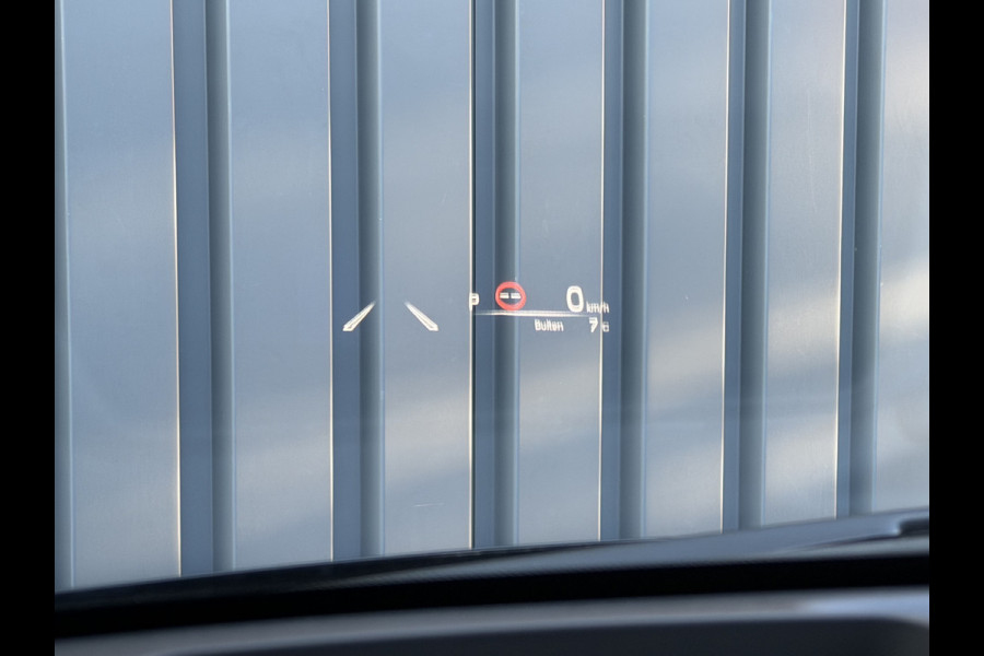 Toyota Yaris 1.5 Hybrid Executive | Creme Leer | Head-up | BSM | Rijklaar!!