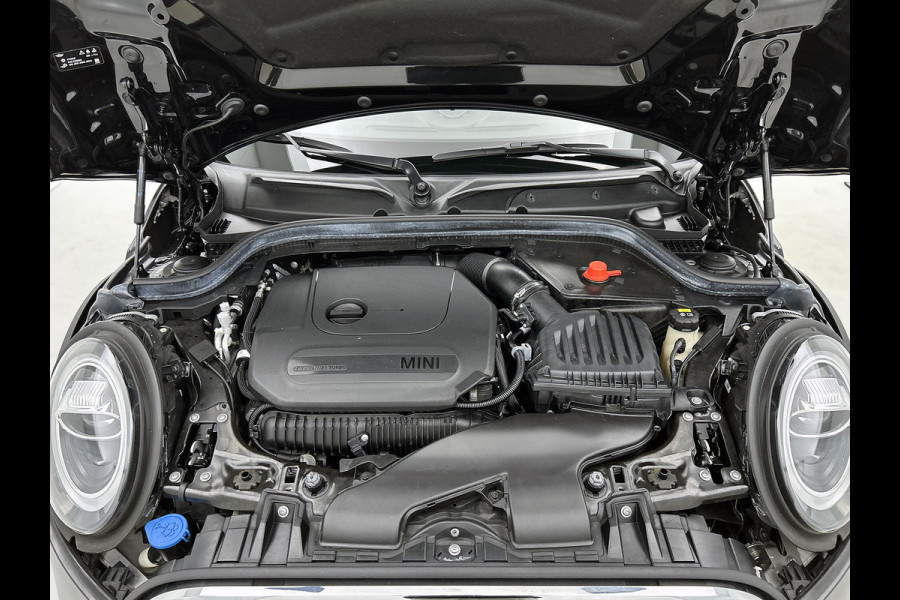 MINI Mini 2.0 Cooper S JCW Chili Serious Business (Dealer OnderH, Bucket Seats, Carplay, Navi Pro, Parkeerhulp, Stoelv, Etc)