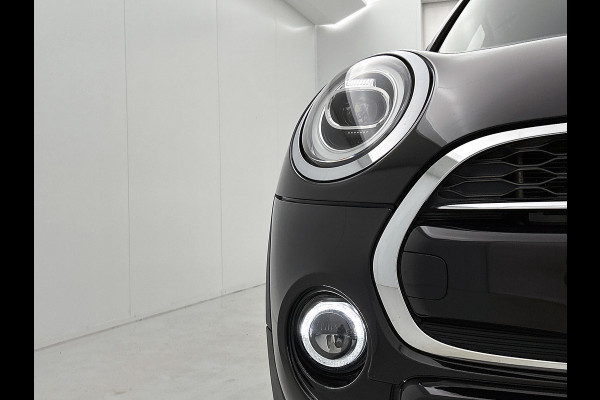 MINI Mini 2.0 Cooper S JCW Chili Serious Business (Dealer OnderH, Bucket Seats, Carplay, Navi Pro, Parkeerhulp, Stoelv, Etc)