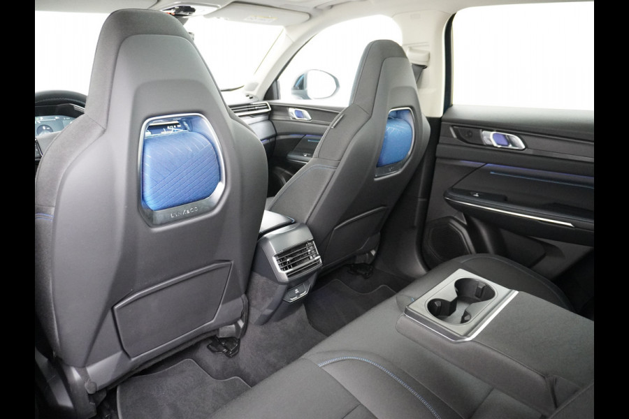 Lynk & Co 01 PHEV AUT-7 261pk Pano-Schuifdak Lmv 20" 360°Camera Apple Carplay Android Auto Adap.Cruise Navi Pdc Ecc Keyless Led Plug-In Hybri Elek.Memory.Stoel File assistent Dodehoek detector Elektrisch bedienbare achterklep Rijstrooksensor Wifi Verkeersbord detectie 425Nm koppel 3,7kw laadvermogen €41.882 Nieuwprijs 1e Eigenaar Origineel NLse auto!