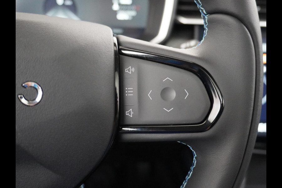 Lynk & Co 01 PHEV AUT-7 261pk Pano-Schuifdak Lmv 20" 360°Camera Apple Carplay Android Auto Adap.Cruise Navi Pdc Ecc Keyless Led Plug-In Hybri Elek.Memory.Stoel File assistent Dodehoek detector Elektrisch bedienbare achterklep Rijstrooksensor Wifi Verkeersbord detectie 425Nm koppel 3,7kw laadvermogen €41.882 Nieuwprijs 1e Eigenaar Origineel NLse auto!