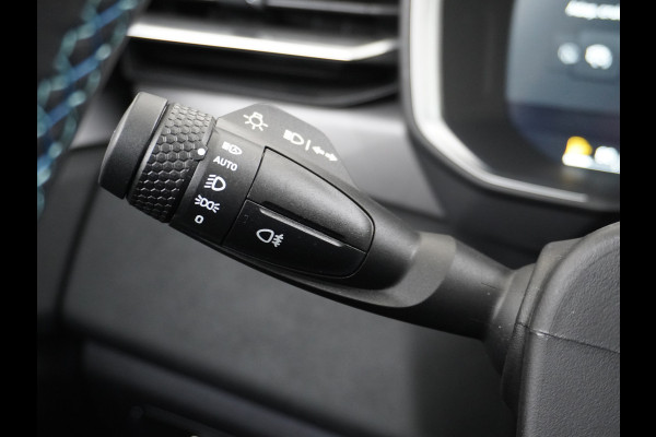 Lynk & Co 01 PHEV AUT-7 261pk Pano-Schuifdak Lmv 20" 360°Camera Apple Carplay Android Auto Adap.Cruise Navi Pdc Ecc Keyless Led Plug-In Hybri Elek.Memory.Stoel File assistent Dodehoek detector Elektrisch bedienbare achterklep Rijstrooksensor Wifi Verkeersbord detectie 425Nm koppel 3,7kw laadvermogen €41.882 Nieuwprijs 1e Eigenaar Origineel NLse auto!