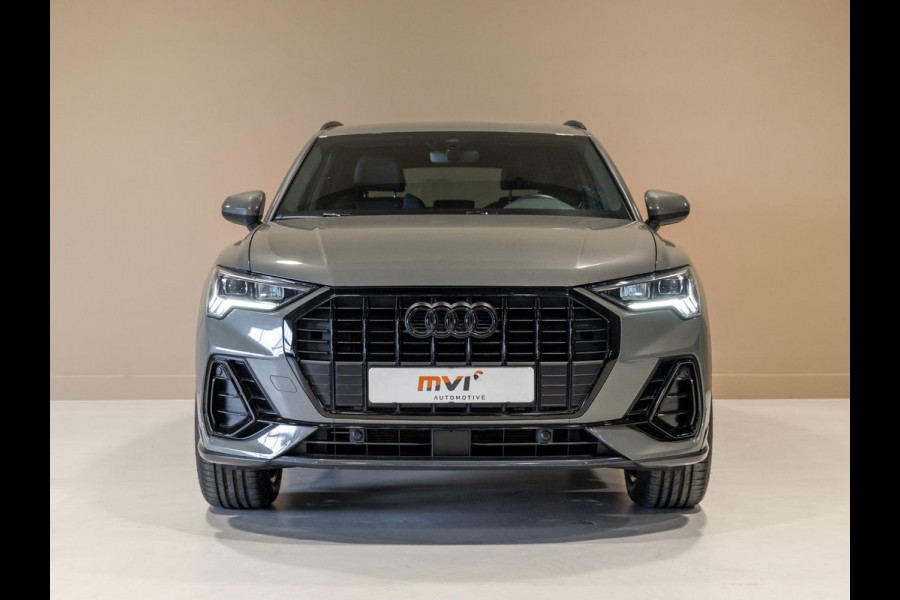 Audi Q3 35 TFSI 2x S-Line / 150pk / Trekhaak / Achteruitrij camera / Stoelverwarming /