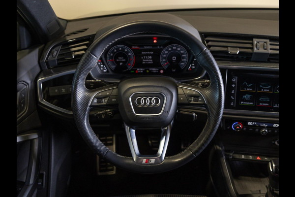 Audi Q3 35 TFSI 2x S-Line / 150pk / Trekhaak / Achteruitrij camera / Stoelverwarming /
