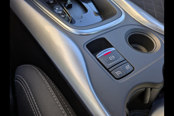 Renault Kadjar 1.3 TCe Intens Aut.|Panodak|Blindspot|Afn.Trekhaak|Camera|Keyless-Entry/Go|Navi|Cruise-Control