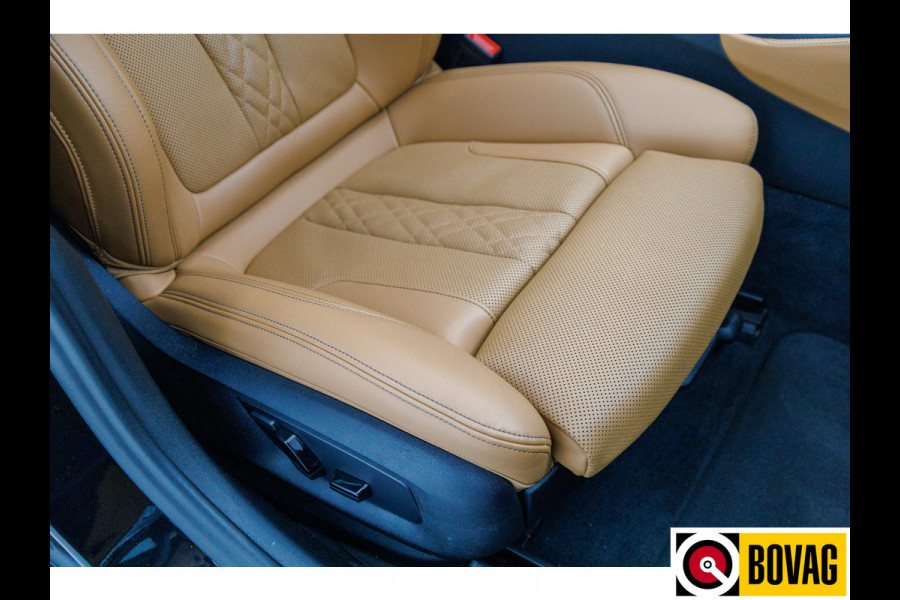 BMW 5 Serie 545e xDrive High Exec. M-sport Black Edition 394 PK automaat | Open Dak | Trekhaak elec. | 360 Camera, Stoel- en stuurverwarming