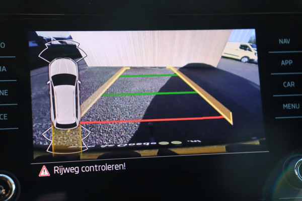 Škoda Kodiaq 1.5 TSI Sportline Business org.NL trekhaak.afn. camera stuur+stoelverw.