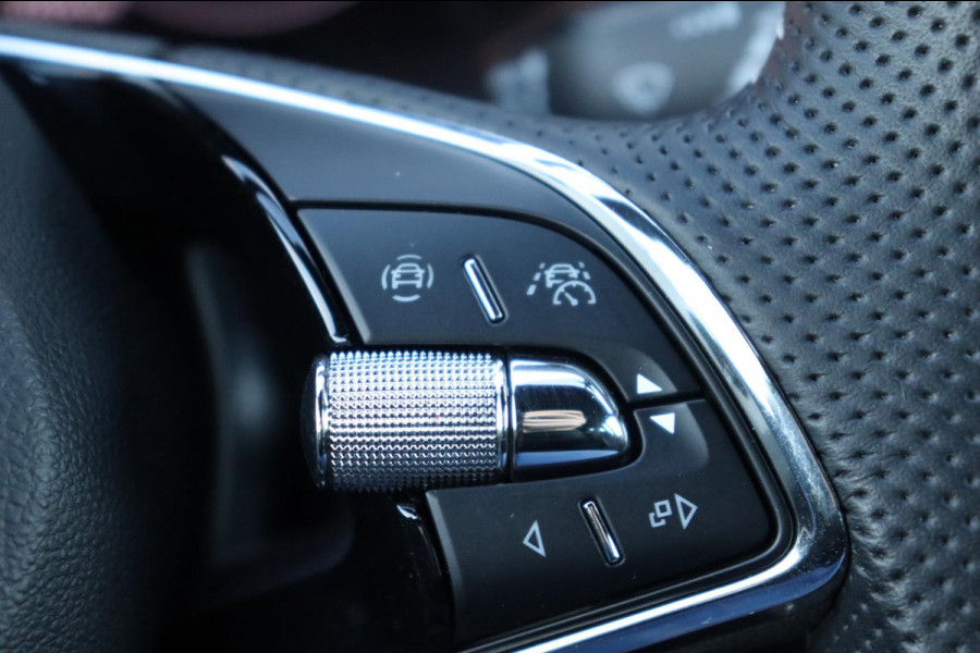 Škoda Kodiaq 1.5 TSI Sportline Business org.NL trekhaak.afn. camera stuur+stoelverw.