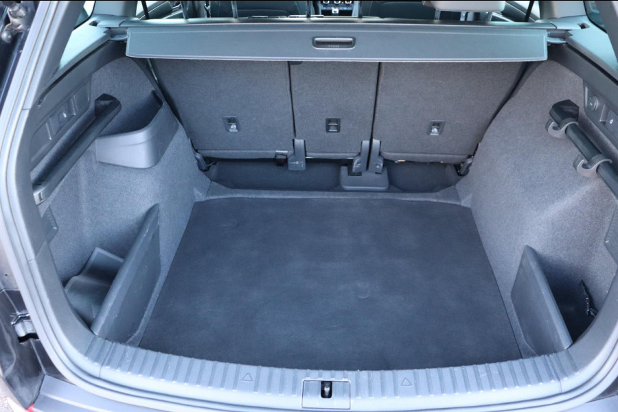 Škoda Kodiaq 1.5 TSI Sportline Business org.NL trekhaak.afn. camera stuur+stoelverw.