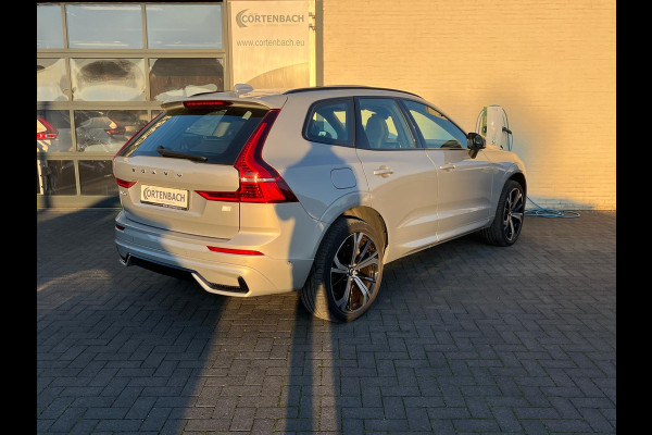 Volvo XC60 2.0 T8 Plug-in hybrid AWD Ultimate Dark | Adaptieve cruise | Panorama dak | Blis | Harman Kardon | Zwenkbare trekhaak |