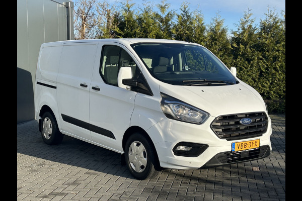 Ford Transit Custom 2.0 TDCI 105 PK / L1H1 / 1e EIG. / 96.558 KM !! / TREKHAAK / INRICHTING / 3-ZITS / AIRCO / CRUISE / PDC