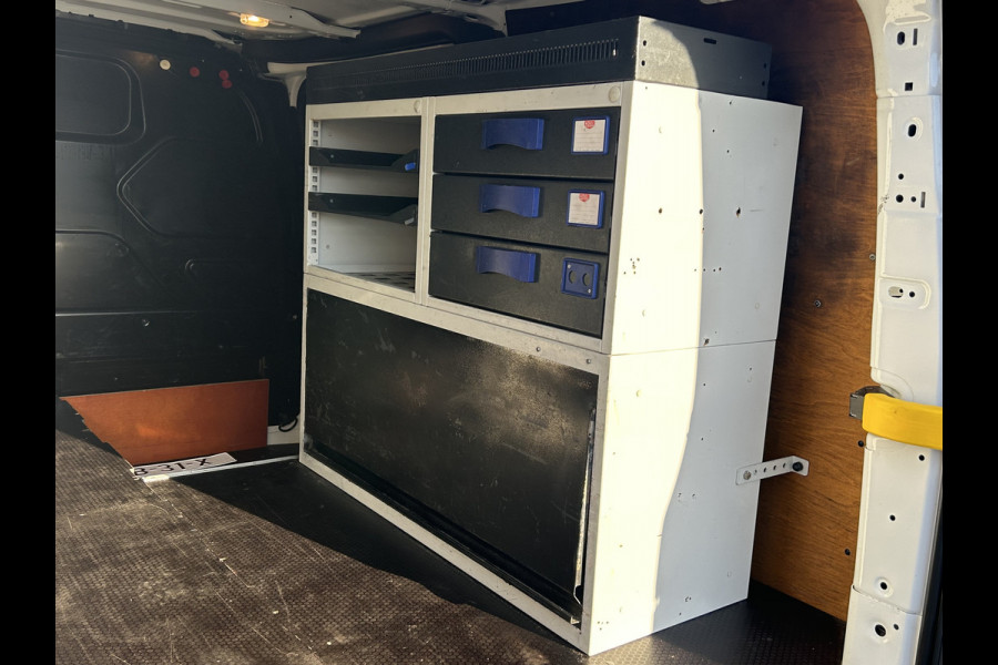 Ford Transit Custom 2.0 TDCI 105 PK / L1H1 / 1e EIG. / 96.558 KM !! / TREKHAAK / INRICHTING / 3-ZITS / AIRCO / CRUISE / PDC