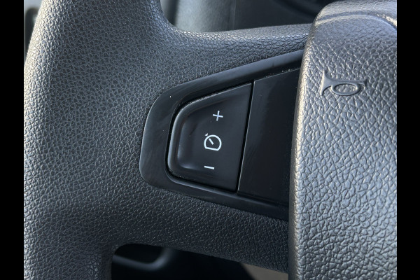 Renault Master 2.3 dCi 131 PK E6 / L1H2 / TREKHAAK / 1e EIG. / AIRCO / CRUISE / NAVI / BLUETOOTH / 3-ZITS