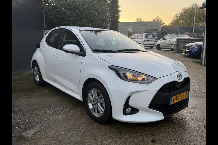 Toyota Yaris 1.5 Hybrid 115 Active | Apple CarPlay & Android auto | Parkeersensoren Achter | Adaptieve Cruise Control |