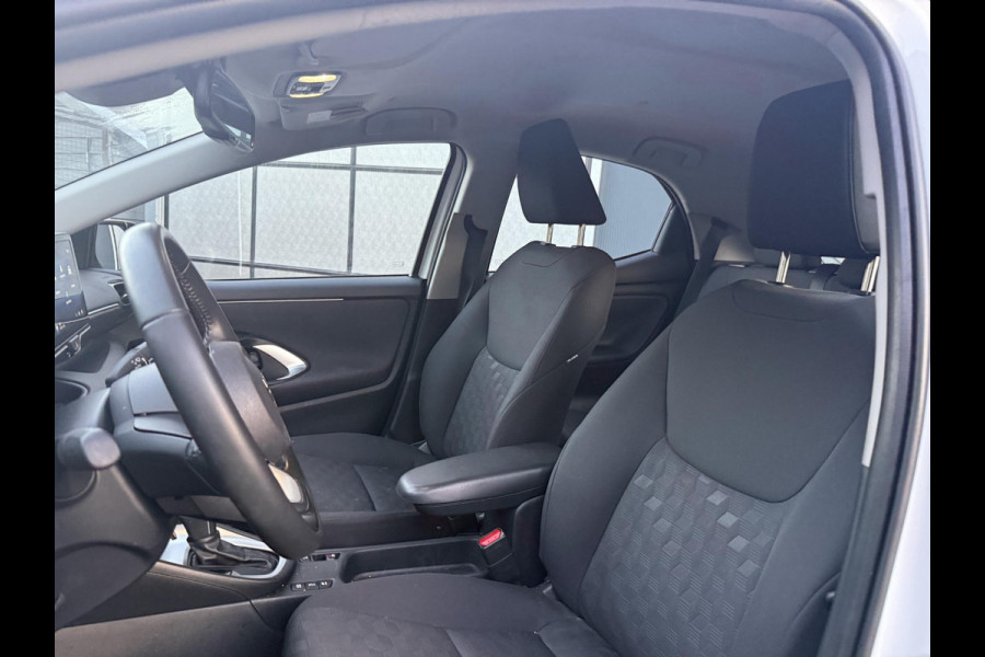 Toyota Yaris 1.5 Hybrid 115 Active | Apple CarPlay & Android auto | Parkeersensoren Achter | Adaptieve Cruise Control |