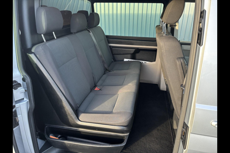 Volkswagen Transporter 2.0 TDI L2H1 DC*AUTOM.*A/C*ACC*NAVI*HAAK*CARPLAY*