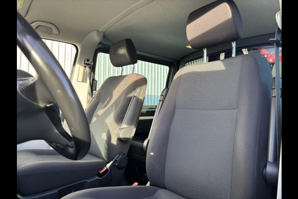 Volkswagen Transporter 2.0 TDI L2H1 DC*AUTOM.*A/C*ACC*NAVI*HAAK*CARPLAY*