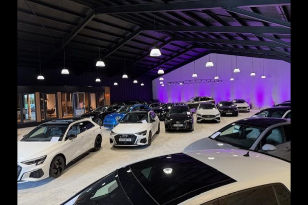 Volvo V60 T6 Recharge 4x4 Geartronic Inscription | PHEV | Lederen stoelen met geheugen | Android / Apple | Camera |