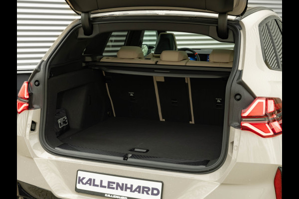 BMW X3 M50 - M-Sport Pro - Pano - Harman Kardon - Stoelventilatie - Iconic Glow