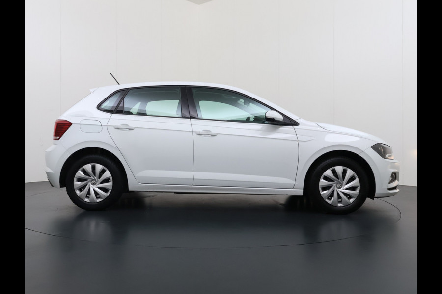 Volkswagen Polo 1.0TGI 5Drs Navi Climatronic Apple Carplay Android Auto Cruise Control Comfortline Executive-pakket DAB+ Bluetooth App-Connect Led 1e Eigenaar Origineel Nederlandse Auto Compressed Natural Gas