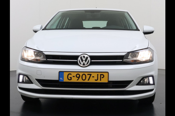 Volkswagen Polo 1.0TGI 5Drs Navi Climatronic Apple Carplay Android Auto Cruise Control Comfortline Executive-pakket DAB+ Bluetooth App-Connect Led 1e Eigenaar Origineel Nederlandse Auto Compressed Natural Gas