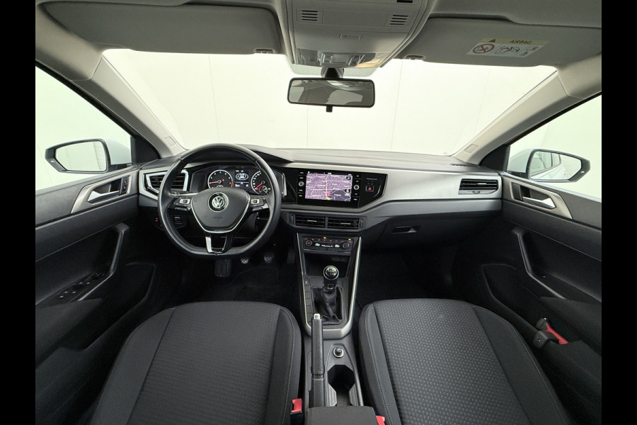 Volkswagen Polo 1.0TGI CNG 5Drs Navi Climatronic Apple Carplay Android Auto Cruise Control Comfortline Executive-pakket DAB+ Bluetooth App-Connect Led 1e Eigenaar Origineel Nederlandse Auto Compressed Natural Gas