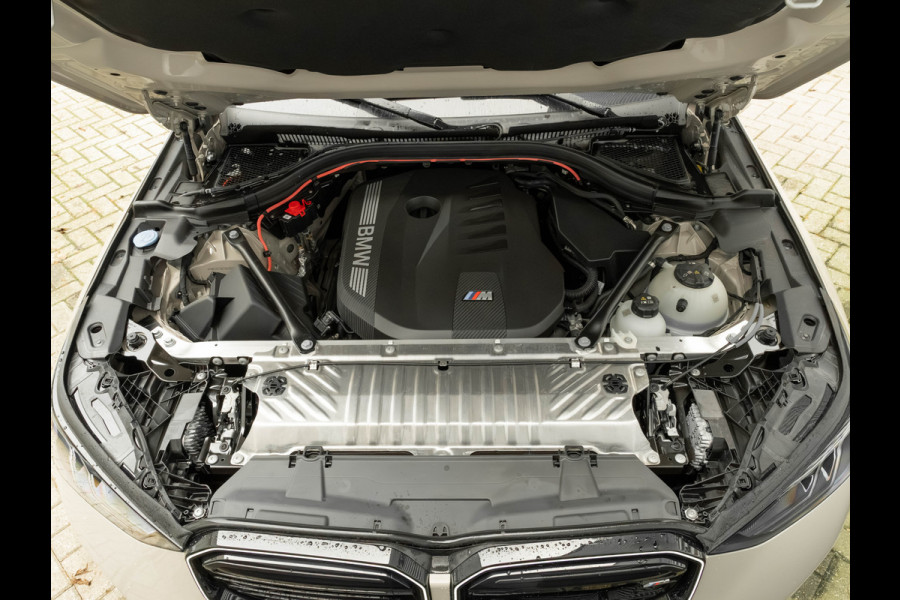 BMW X3 M50 - M-Sport Pro - Pano - Harman Kardon - Stoelventilatie - Iconic Glow