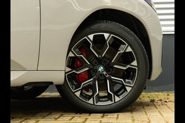 BMW X3 M50 - M-Sport Pro - Pano - Harman Kardon - Stoelventilatie - Iconic Glow