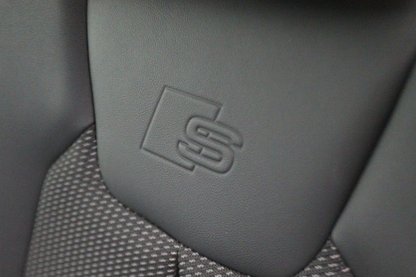Audi A1 Sportback 35 TFSI S edition Automaat SONOS, Keyless, ACC, Camera, LED, Apple Carplay