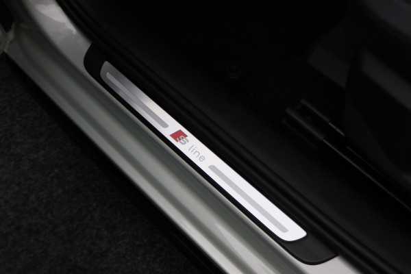 Audi A1 Sportback 35 TFSI S edition Automaat SONOS, Keyless, ACC, Camera, LED, Apple Carplay