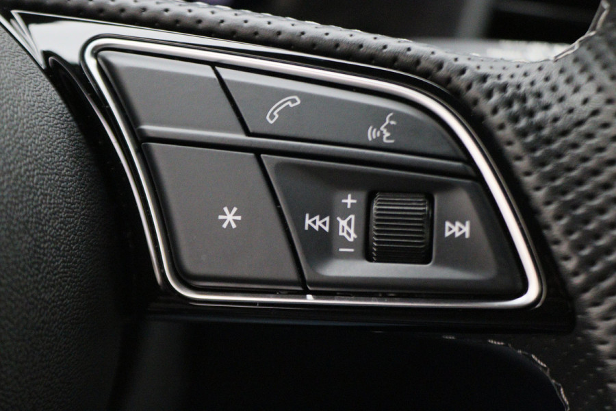 Audi A1 Sportback 35 TFSI S edition Automaat SONOS, Keyless, ACC, Camera, LED, Apple Carplay