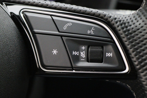 Audi A1 Sportback 35 TFSI S edition Automaat SONOS, Keyless, ACC, Camera, LED, Apple Carplay