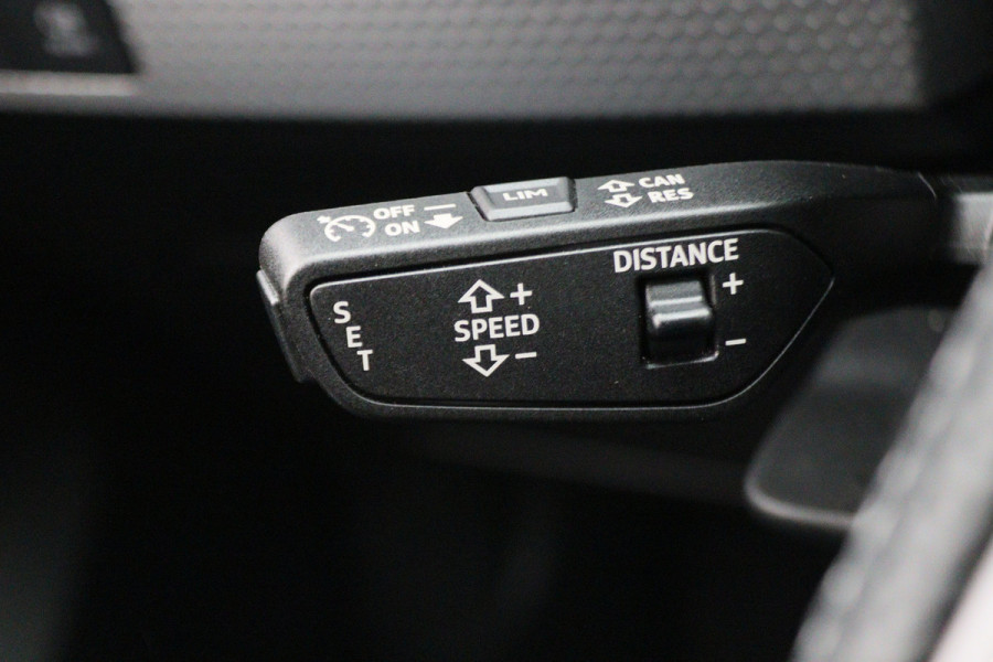 Audi A1 Sportback 35 TFSI S edition Automaat SONOS, Keyless, ACC, Camera, LED, Apple Carplay