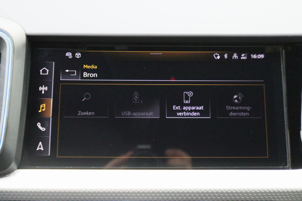 Audi A1 Sportback 35 TFSI S edition Automaat SONOS, Keyless, ACC, Camera, LED, Apple Carplay