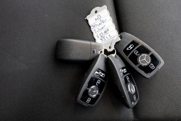 Mercedes-Benz Sprinter 315 CDI 150pk RWD 9G Automaat L2H2 Airco/Camera/CarPlay 08-2021