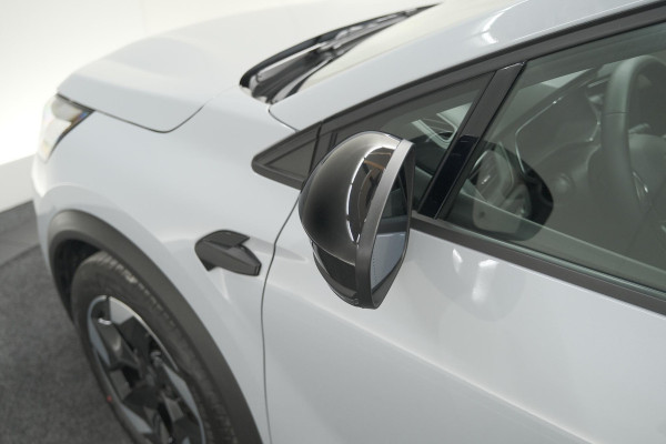 Renault Captur TCe 90 Techno | Nieuw Model | Camera | Navigatie | Apple Carplay | Pack Full Screen | 18 Inch Lichtmetalen Velgen