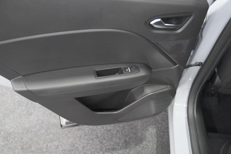 Renault Captur TCe 90 Techno | Nieuw Model | Camera | Navigatie | Apple Carplay | Pack Full Screen | 18 Inch Lichtmetalen Velgen