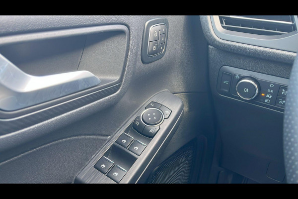 Ford Kuga 2.5 PHEV ST-Line X 243pk | Zuid | Driver Assistance Pack | Panorama dak | Winterpack | Technology Pack | 19 inch Licht metaal | 2.100kg Trekgewicht