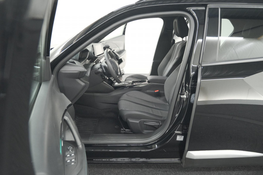 Peugeot 2008 PureTech 130 EAT8 Allure | Camera | Navigatie | Apple Carplay | Parkeersensoren