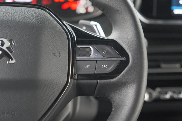Peugeot 2008 PureTech 130 EAT8 Allure | Camera | Navigatie | Apple Carplay | Parkeersensoren