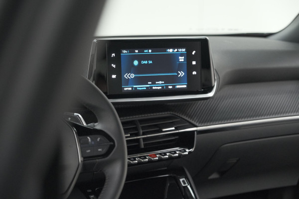 Peugeot 2008 PureTech 130 EAT8 Allure | Camera | Navigatie | Apple Carplay | Parkeersensoren