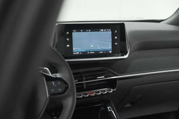 Peugeot 2008 PureTech 130 EAT8 Allure | Camera | Navigatie | Apple Carplay | Parkeersensoren