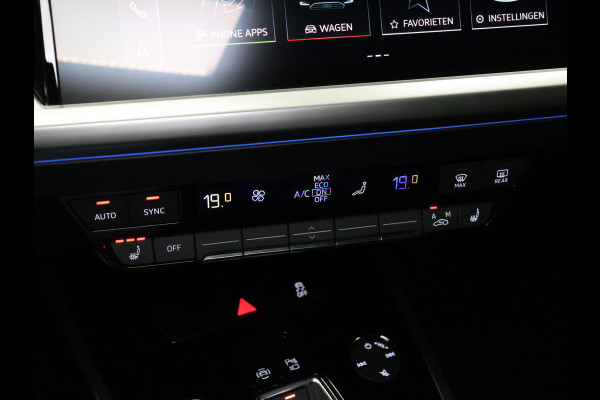 Audi Q4 e-tron 35 Launch edition Advanced Plus 55 kWh SOH 94% [SCHUIFKANTELDAK, APPLE CARPLAY, ANDROID, ADAPTIVE CRUISE, VOL LEDER, CAMERA, STOELVERWARMING, LEDVERLICHTING, CLIMATE, NIEUWSTAAT]