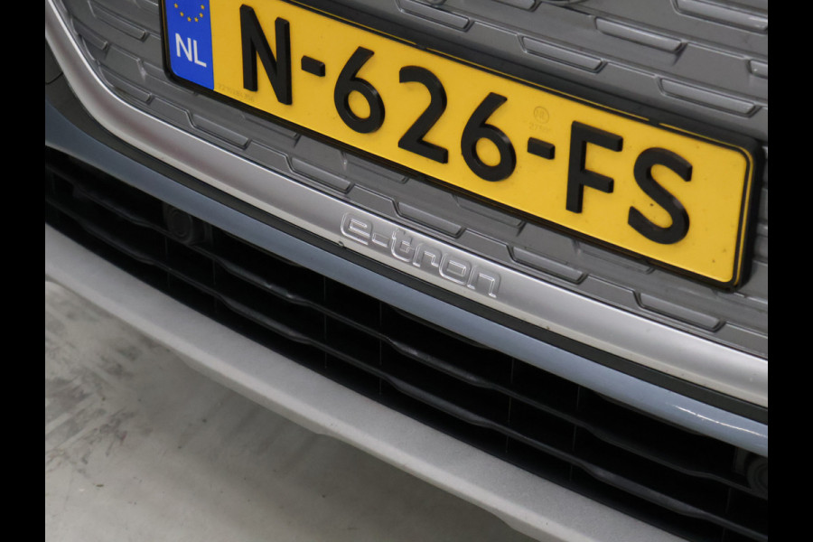 Audi Q4 e-tron 35 Launch edition Advanced Plus 55 kWh SOH 94% [SCHUIFKANTELDAK, APPLE CARPLAY, ANDROID, ADAPTIVE CRUISE, VOL LEDER, CAMERA, STOELVERWARMING, LEDVERLICHTING, CLIMATE, NIEUWSTAAT]