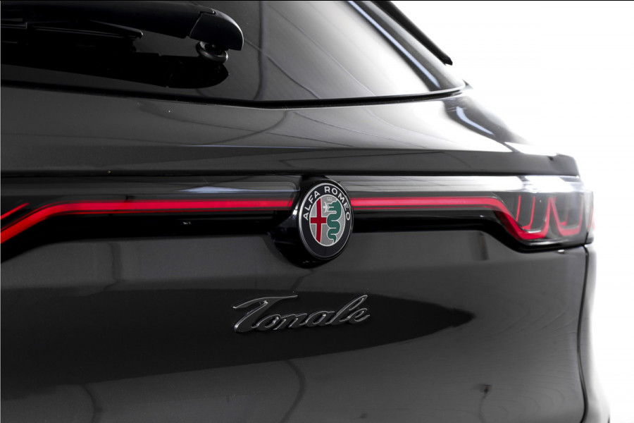 Alfa Romeo Tonale 1.5T Hybrid Veloce - Automaat Orig. NL | Dig. Cockpit | Adapt. Cruise | Stoel-+Stuurverw. | PDC | Camera | NAV + App. Connect | ECC | Elek. Klep | DAB | LM 20" |