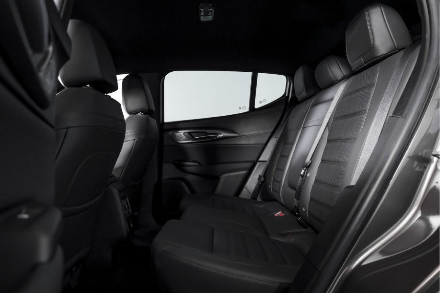 Alfa Romeo Tonale 1.5T Hybrid Veloce - Automaat Orig. NL | Dig. Cockpit | Adapt. Cruise | Stoel-+Stuurverw. | PDC | Camera | NAV + App. Connect | ECC | Elek. Klep | DAB | LM 20" |