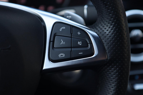 Mercedes-Benz C-Klasse 250 AMG / DODEHOEK / 360 / BURMESTER / DEALER SERVICE