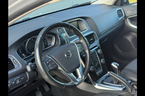 Volvo V40 2.0 T2 Momentum Standkachel