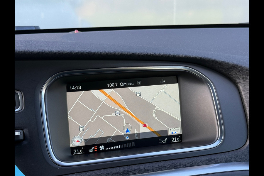 Volvo V40 2.0 T2 Momentum Standkachel